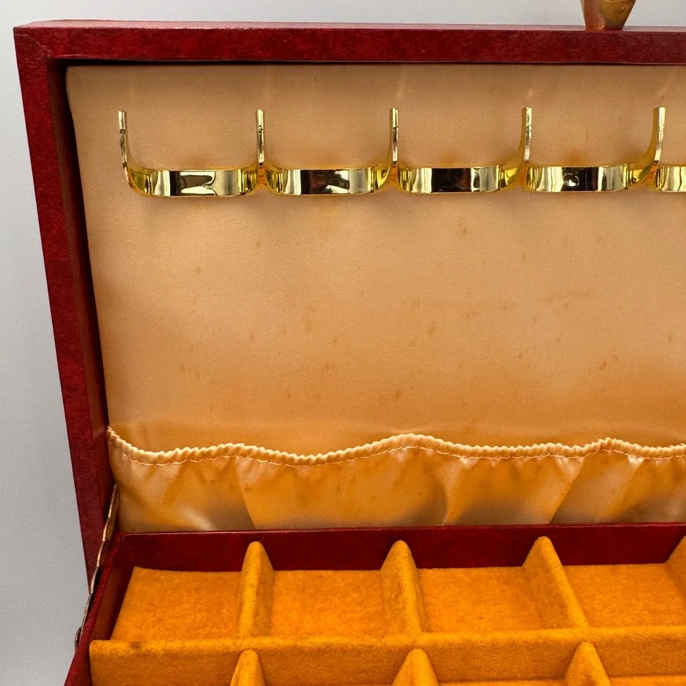 Vintage Red Faux Leather Jewelry Box Gold Filigree 3-Tier Cantilever Drawer